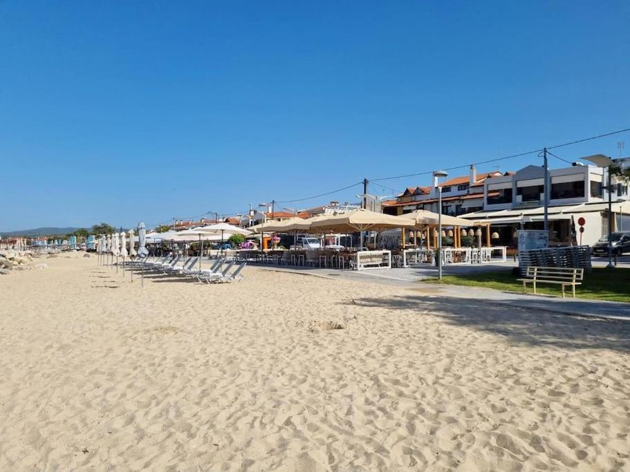 Our Home-Fully Renovated Apartments And Studios By The Sea Nikiti  Exterior foto